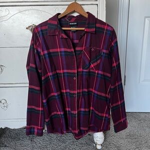 Womens Burton flannel Burgundy and Navy Plaid Shirt